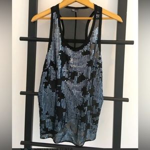 ❤️ Flowy sequin camisole